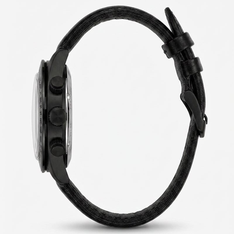 The Manx case profile with engraved caseband